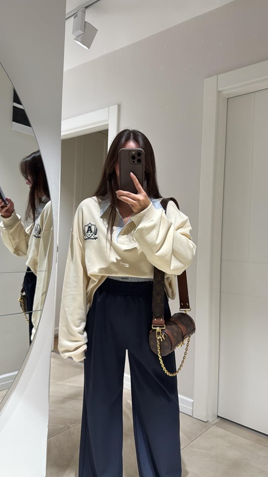 Shirt-Collar Sweatshirt