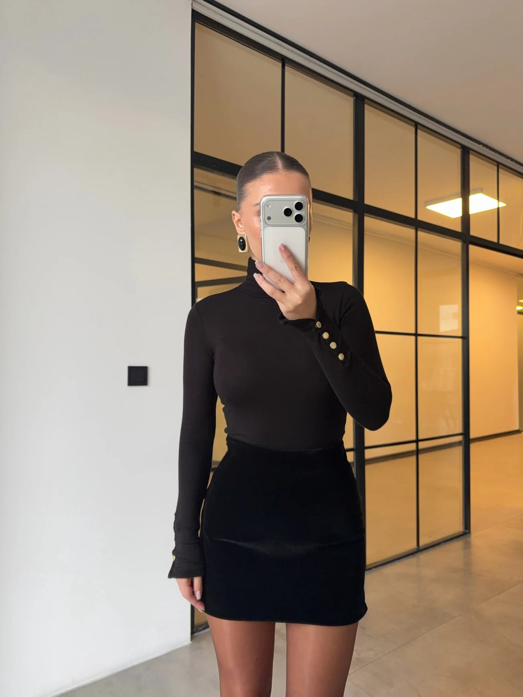 High Neck Basic - Black