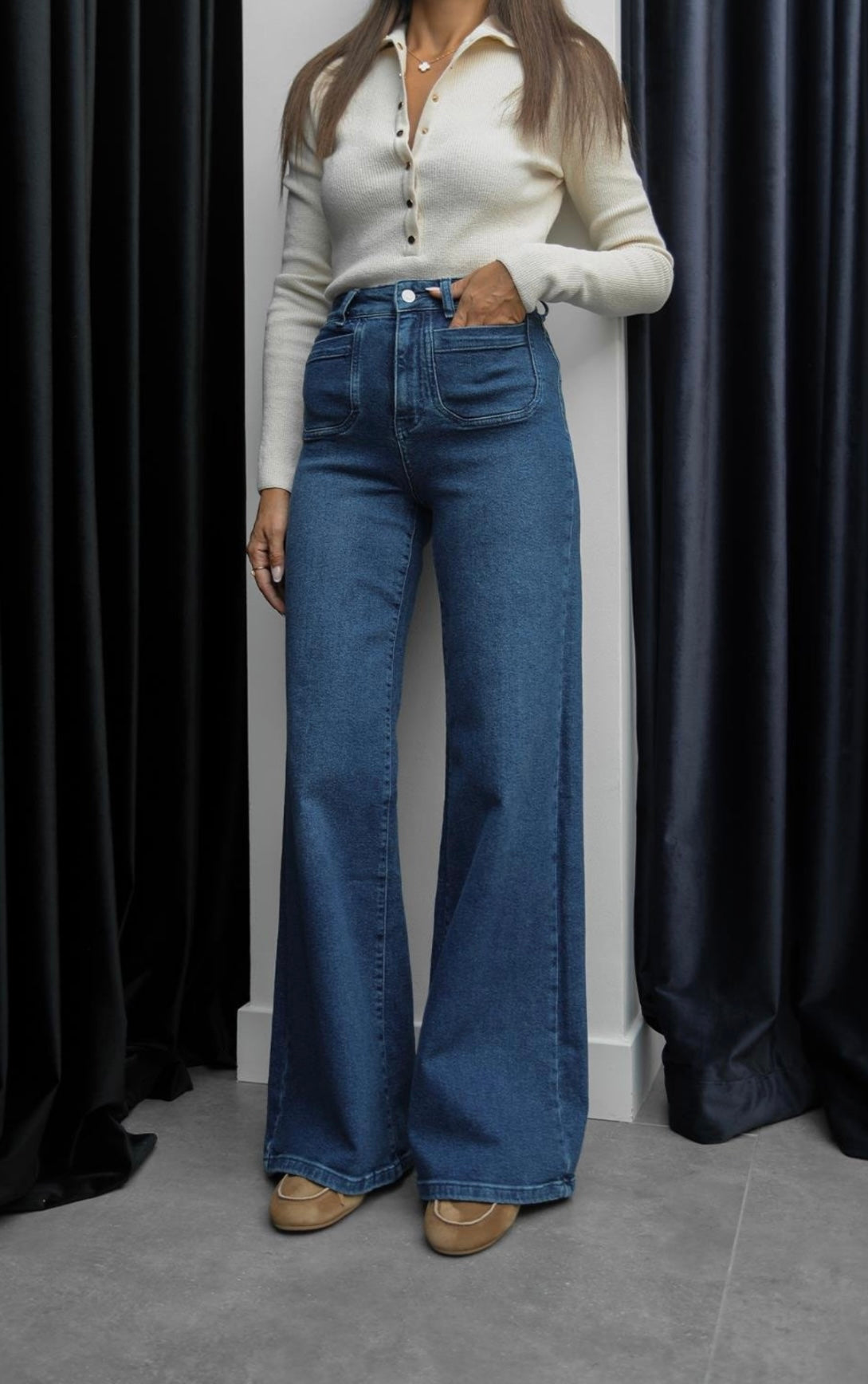 Front Pocket Wide Leg Jeans