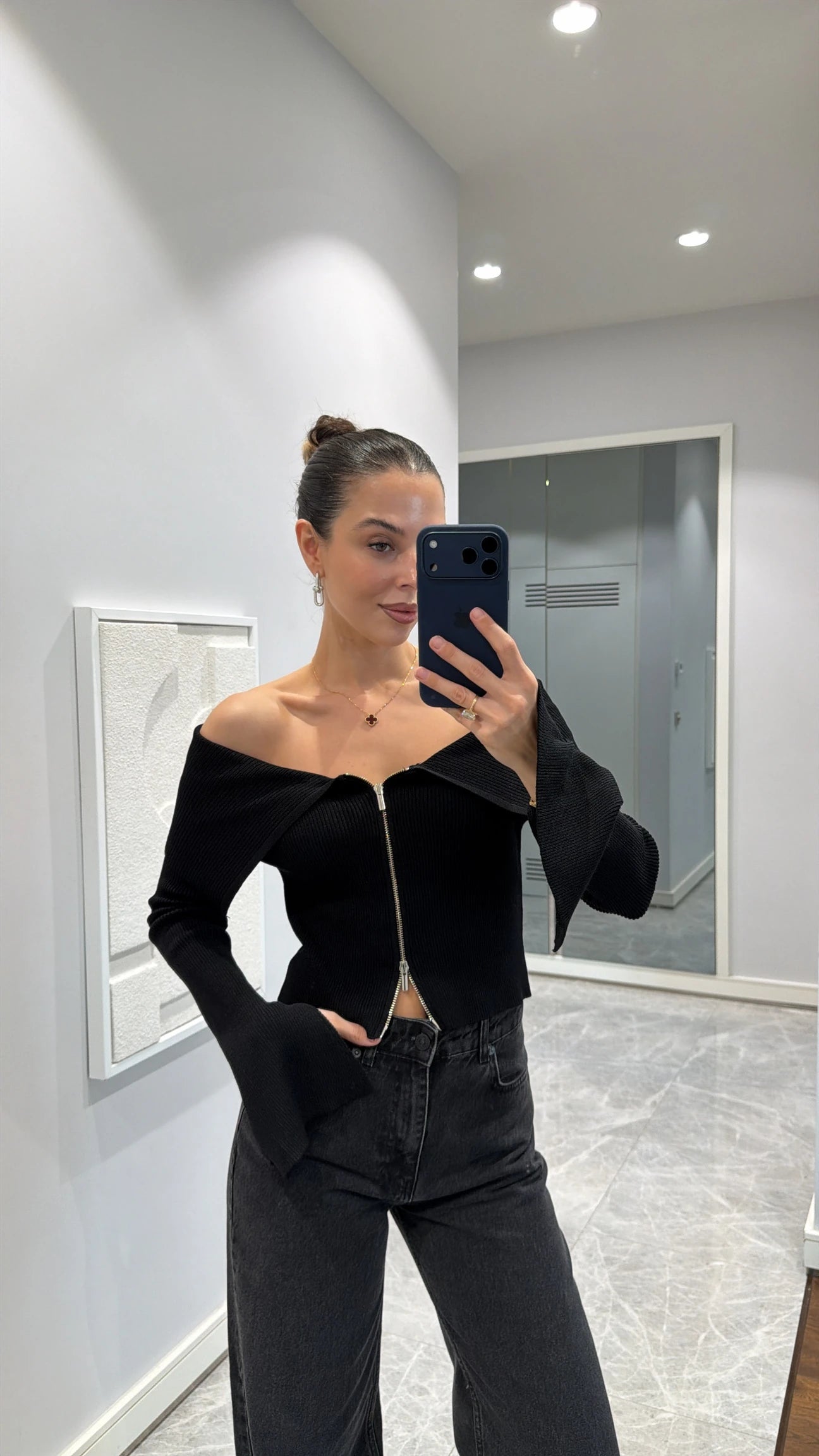 Dilvin off shoulder black