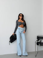 Light blue jeans with a twist