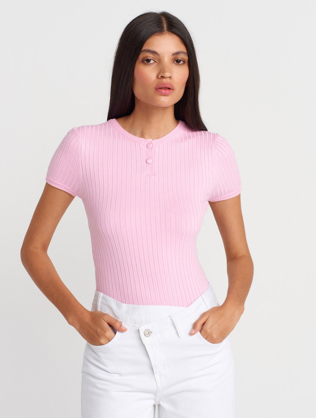 pink T-shirt