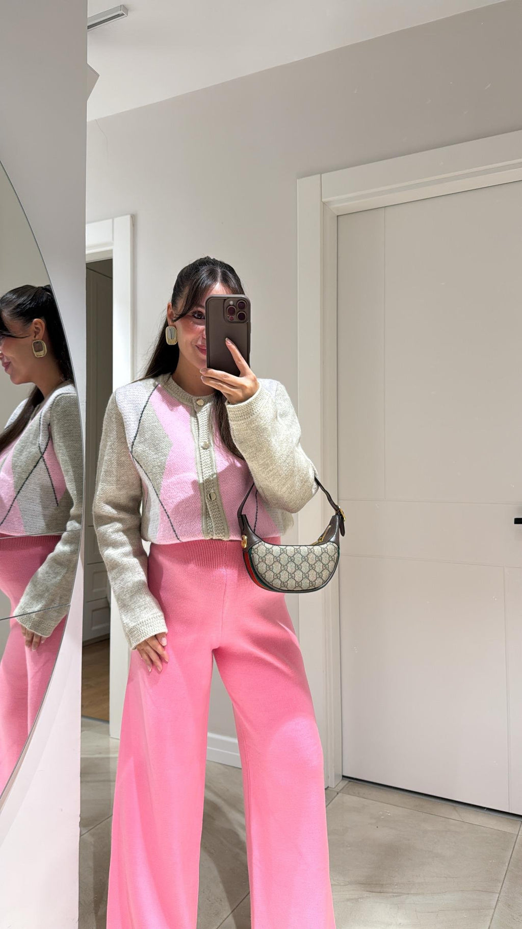 Pink-beige argyle cardigan