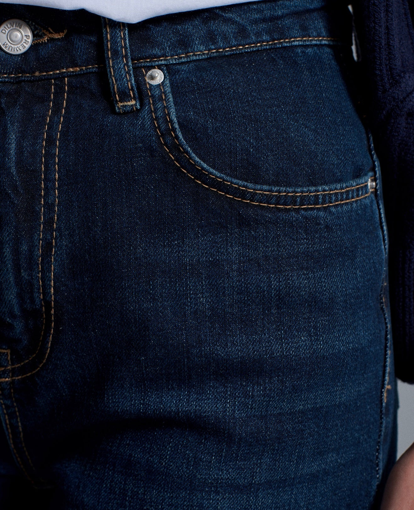 Dilvin Wide Leg Jeans