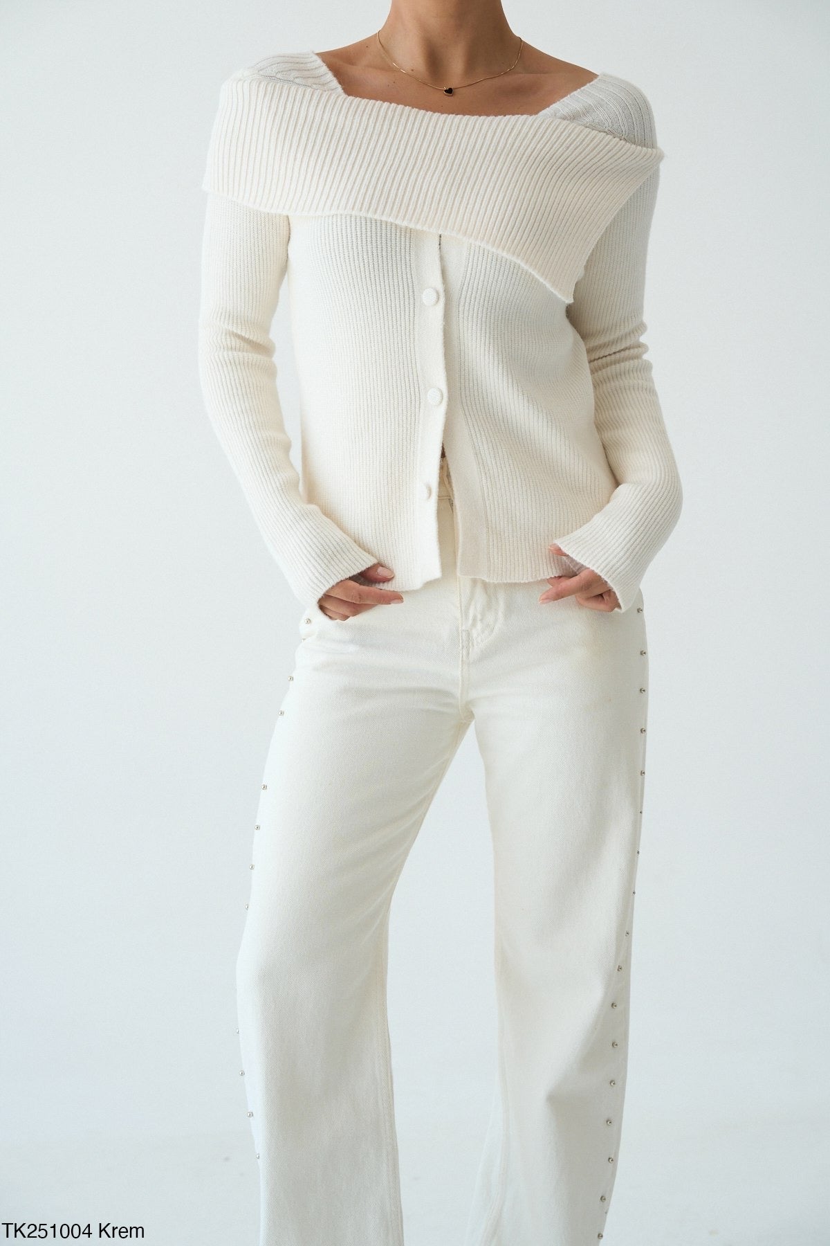 Off-shoulder Sweater