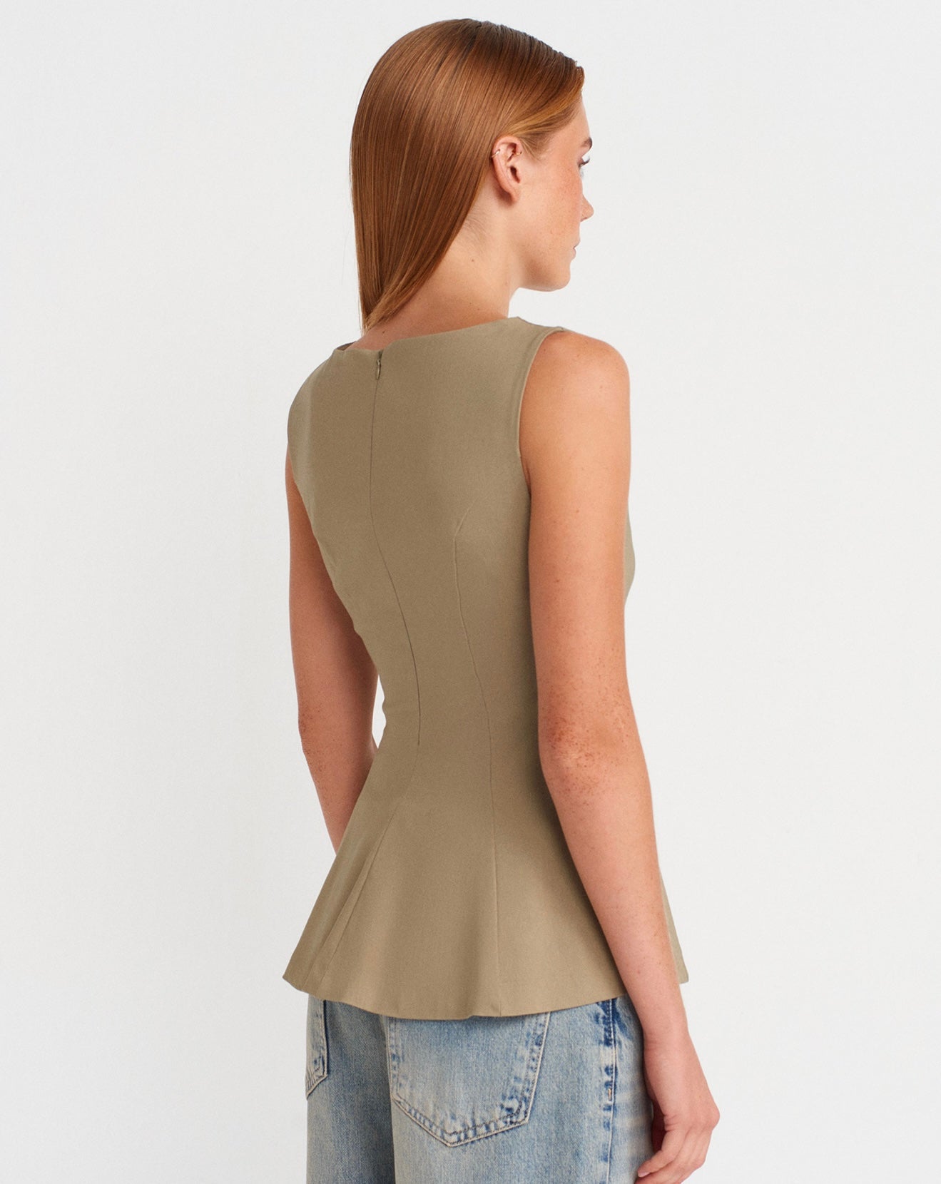 Shaped waist top