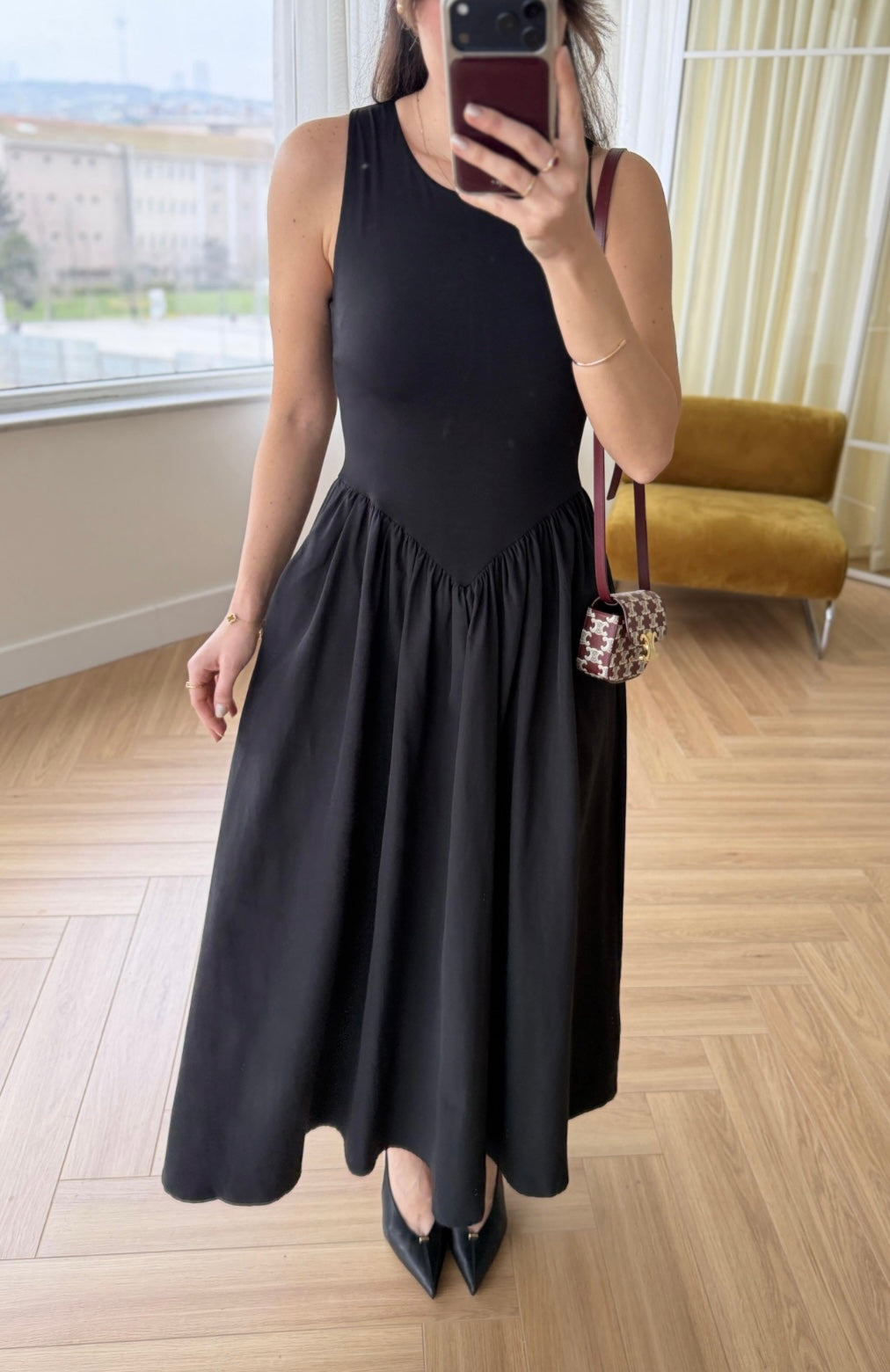 Veroni Black Dress
