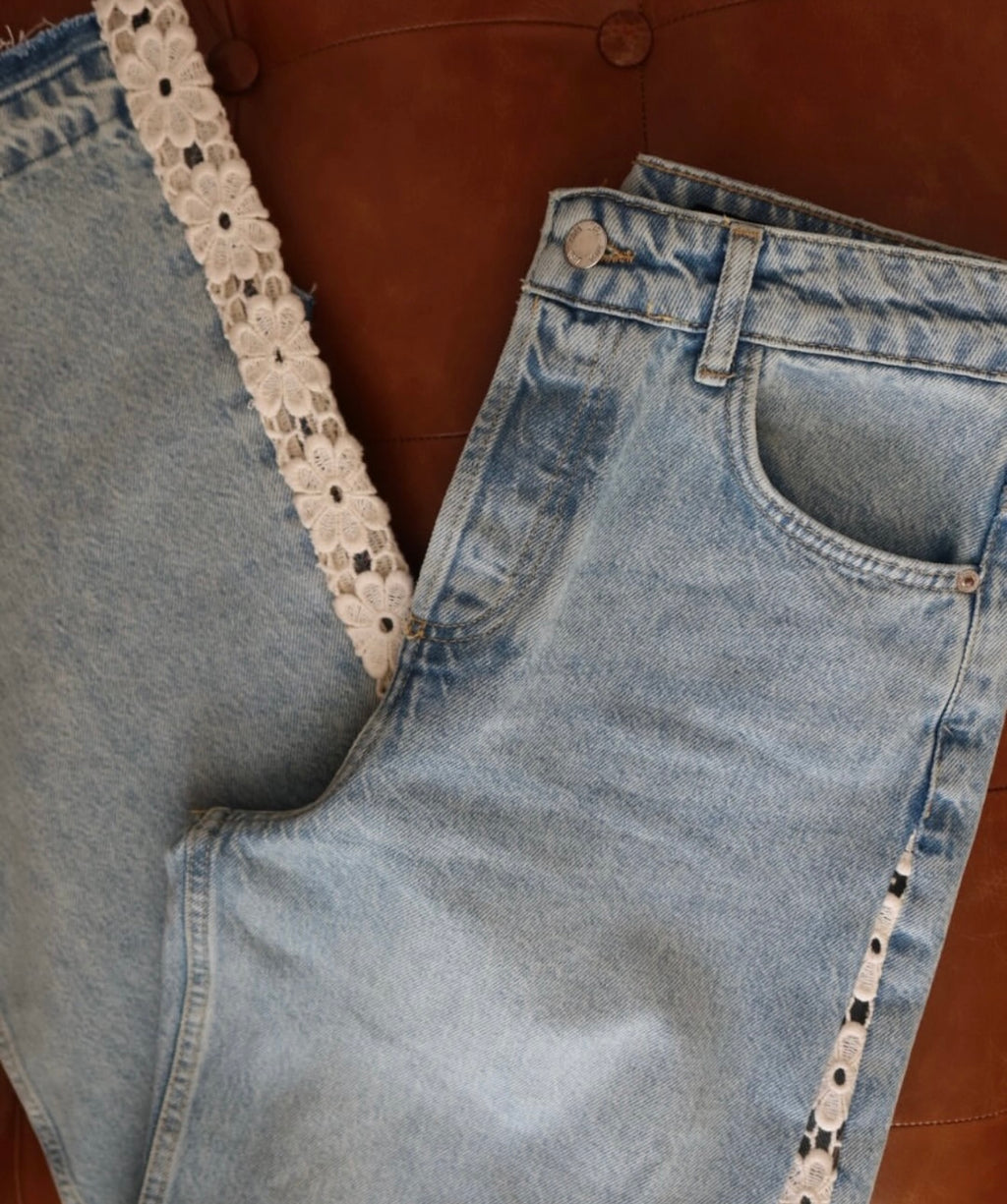 Beige detailed Jeans