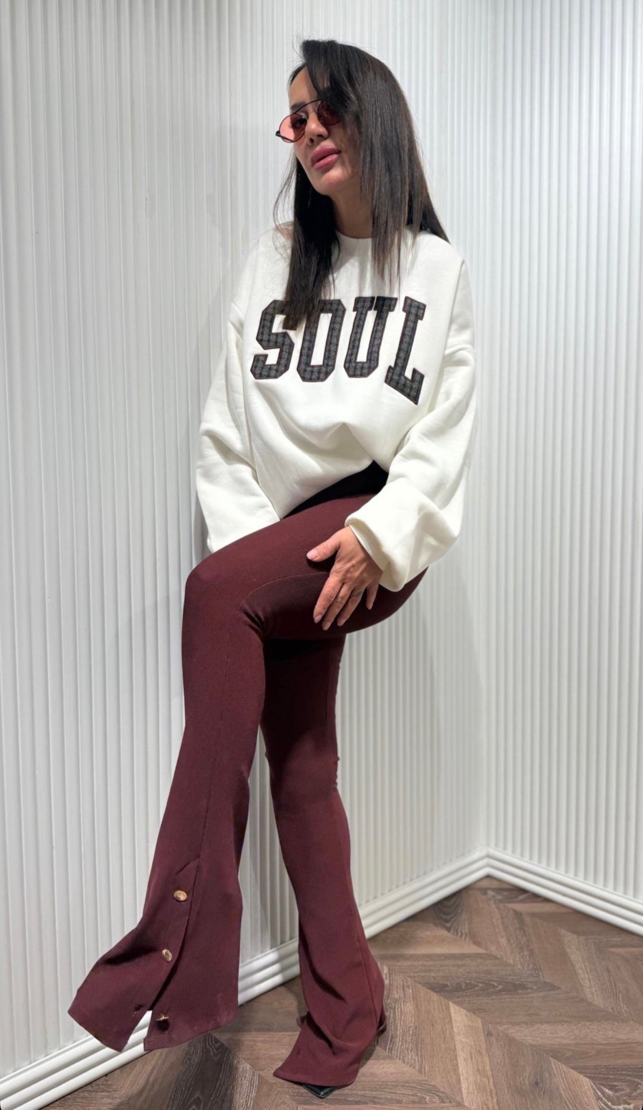 Burgundy Tight-fit pants