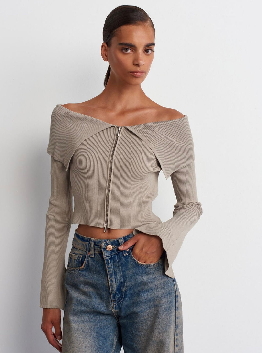 Dilvin off-shoulder Beige