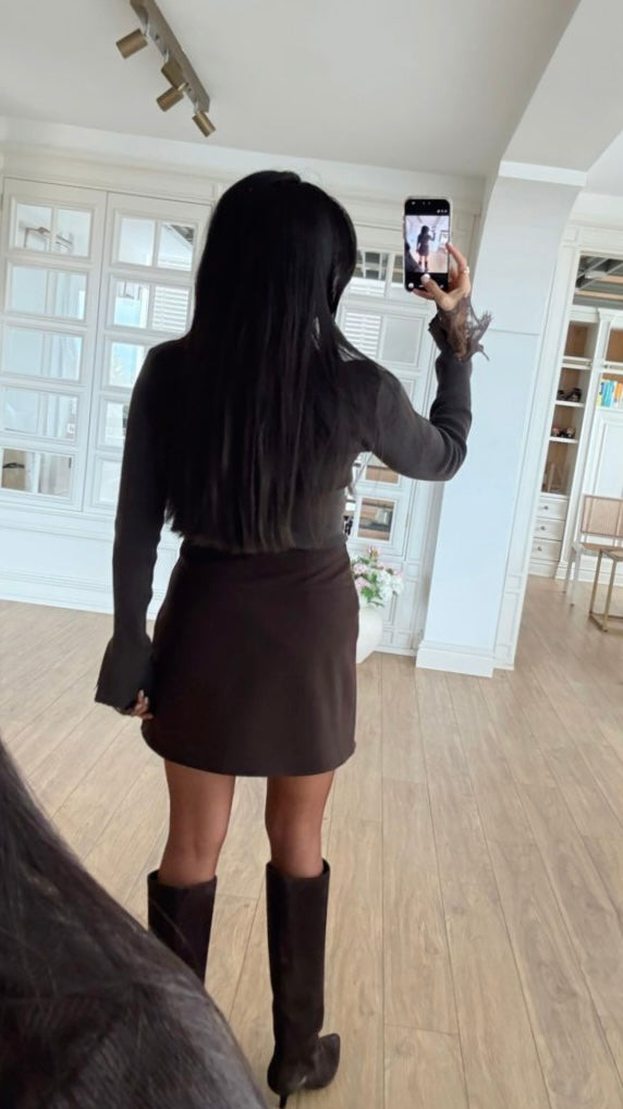 Brown mini skirt
