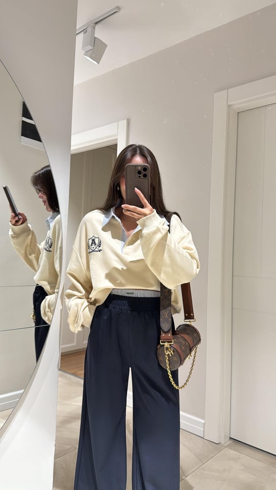 Shirt-Collar Sweatshirt
