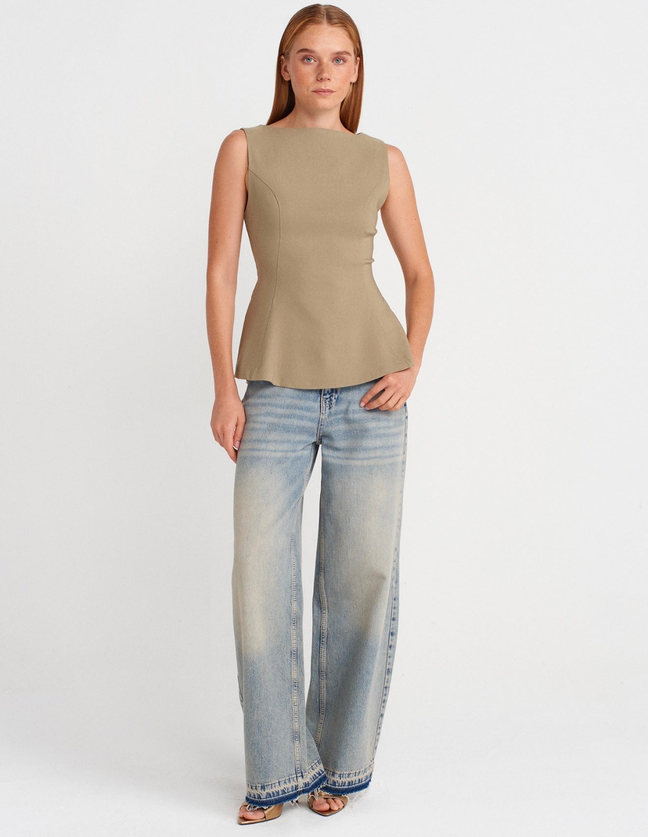 Shaped waist top