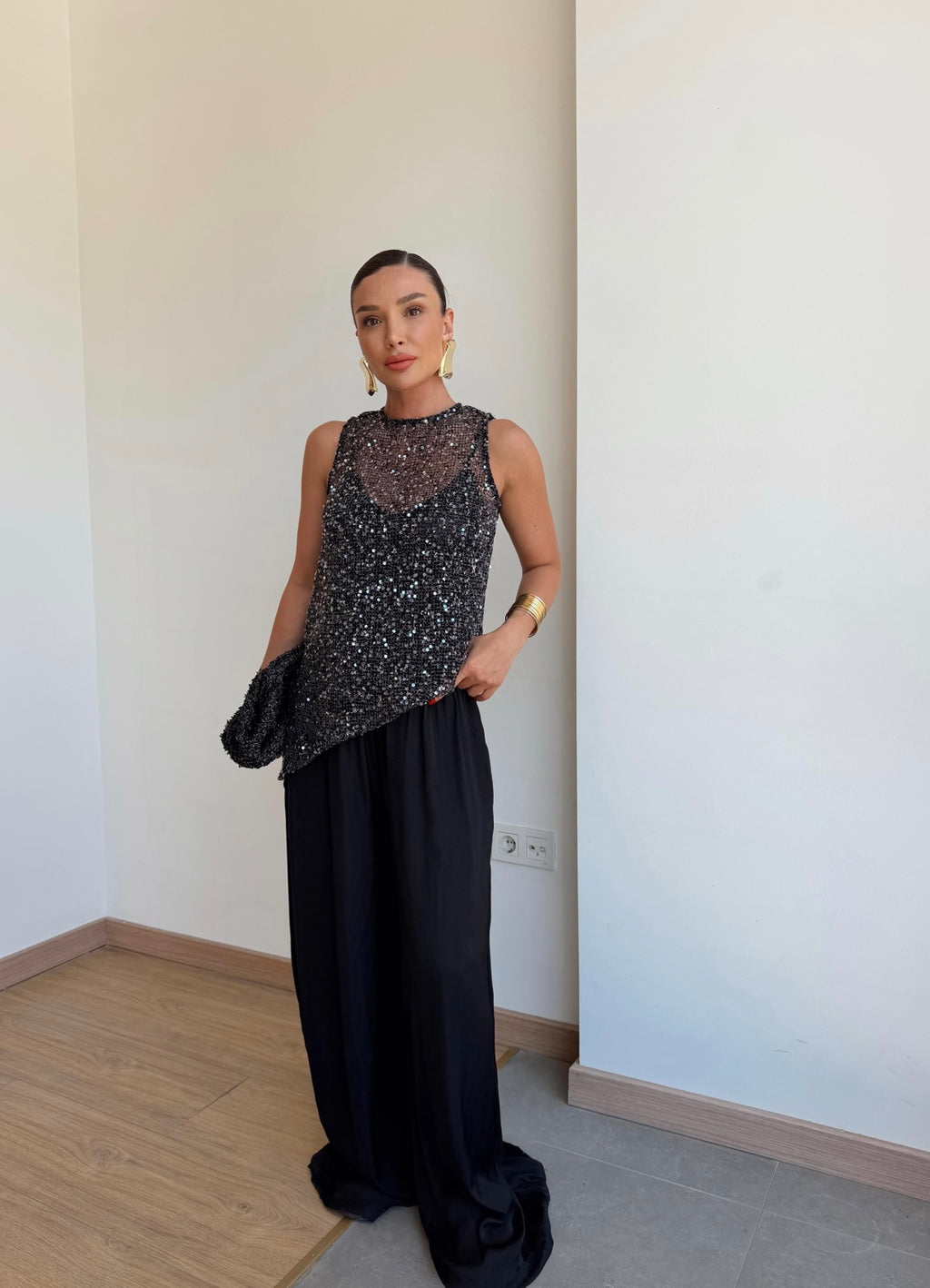 Metallic Asymmetrical Top - Black