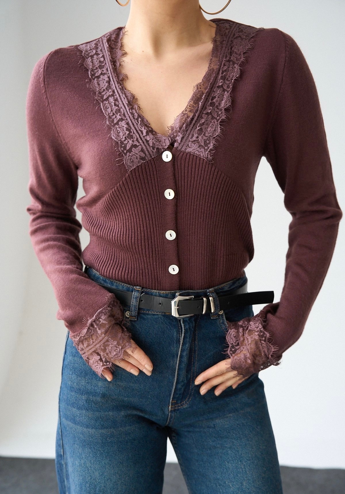 Cherry Dantel detailed blouse