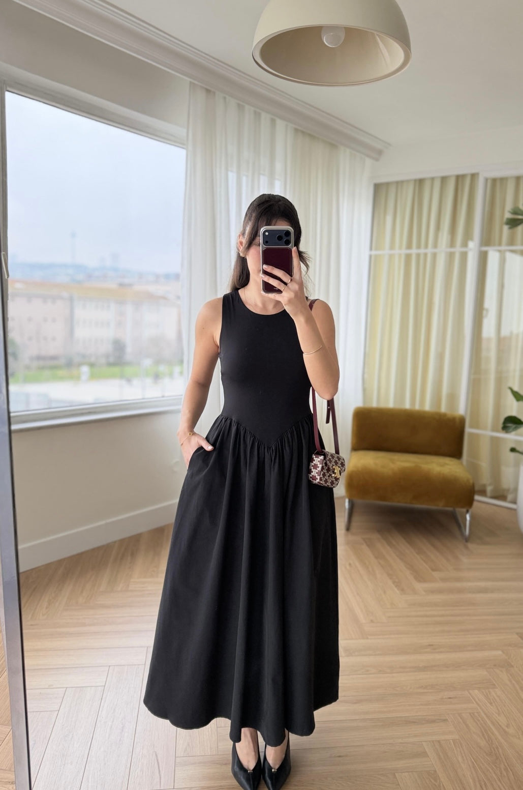 Veroni Black Dress