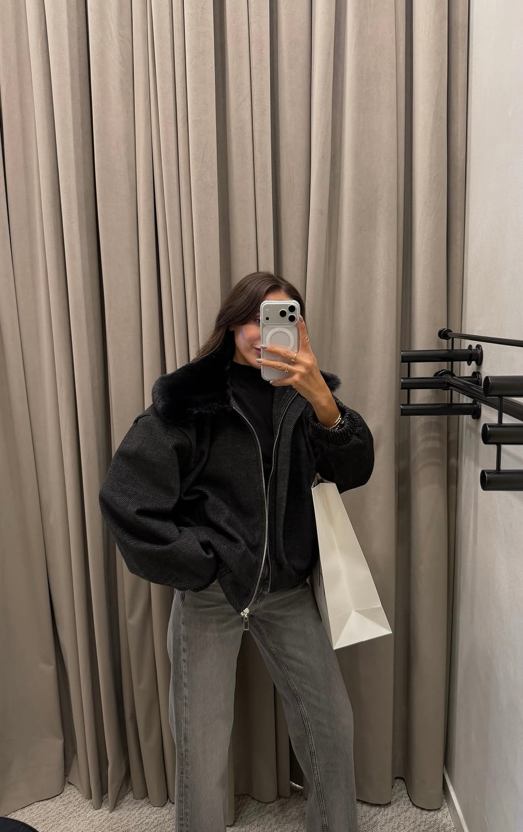 Fur detailed black jacket