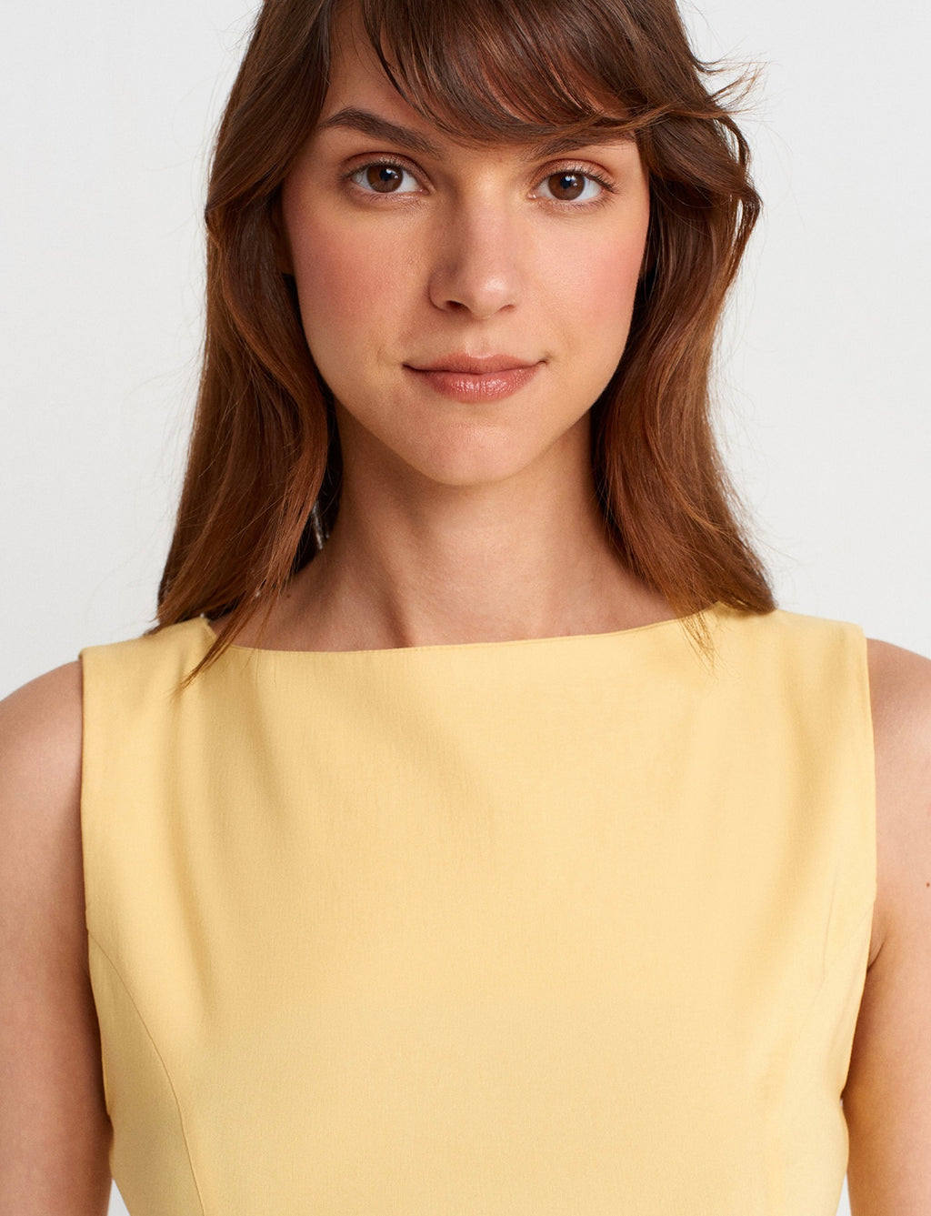 Shaped waist top