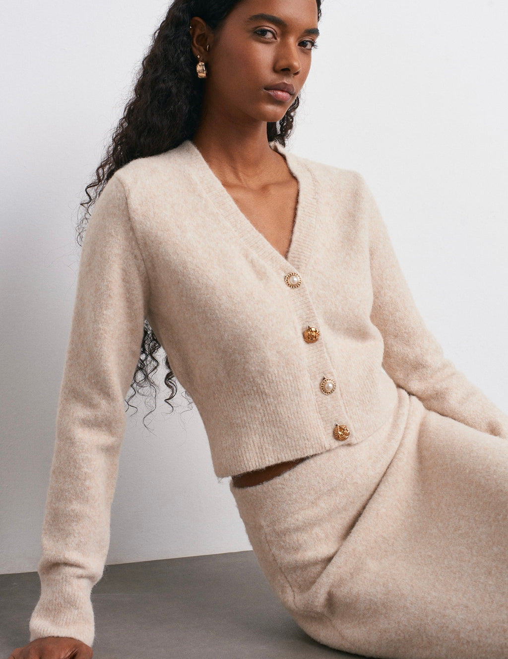 Cardigan Beige Detailed Buttons