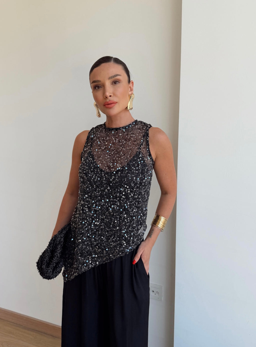 Metallic Asymmetrical Top - Black