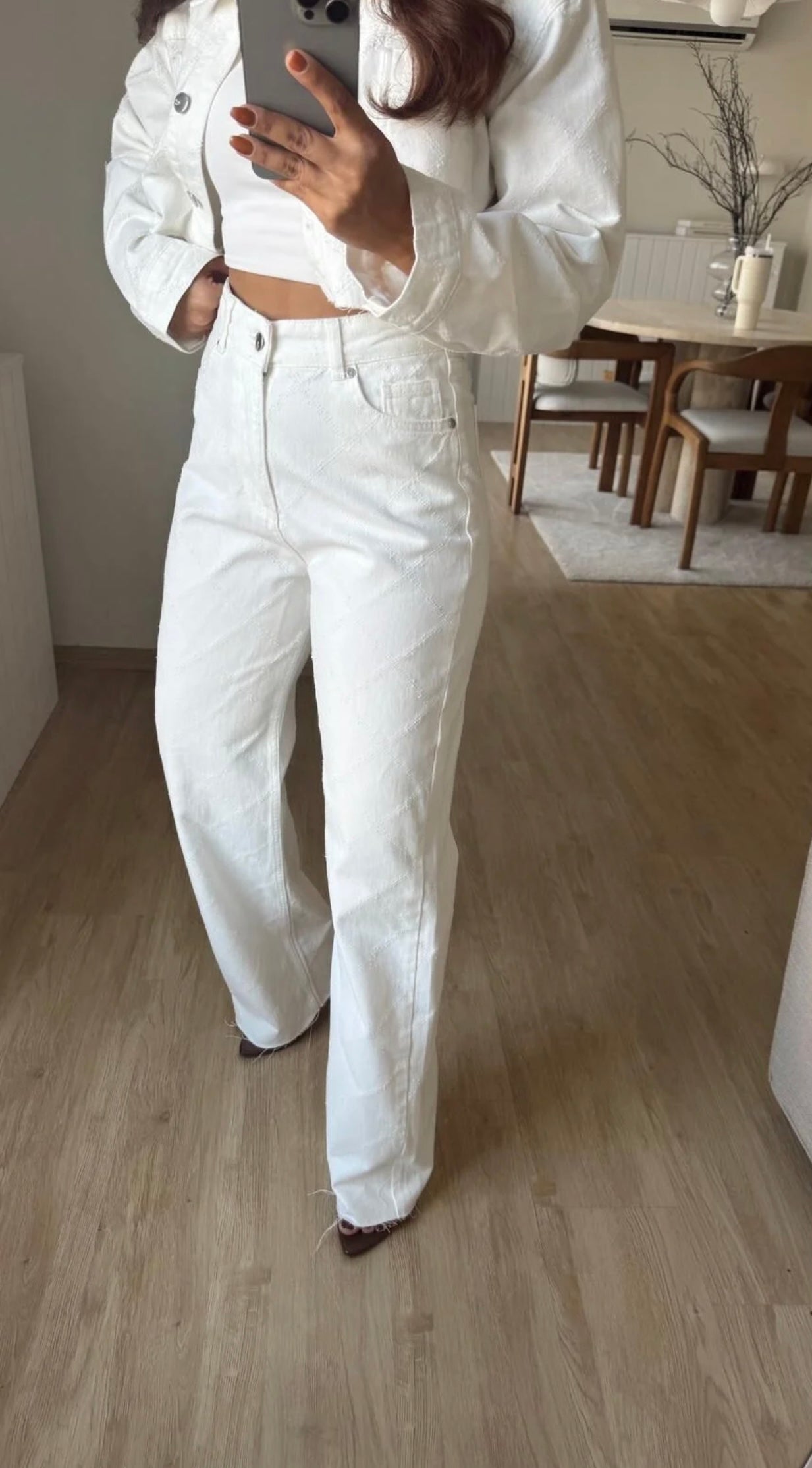 Ecru Jeans