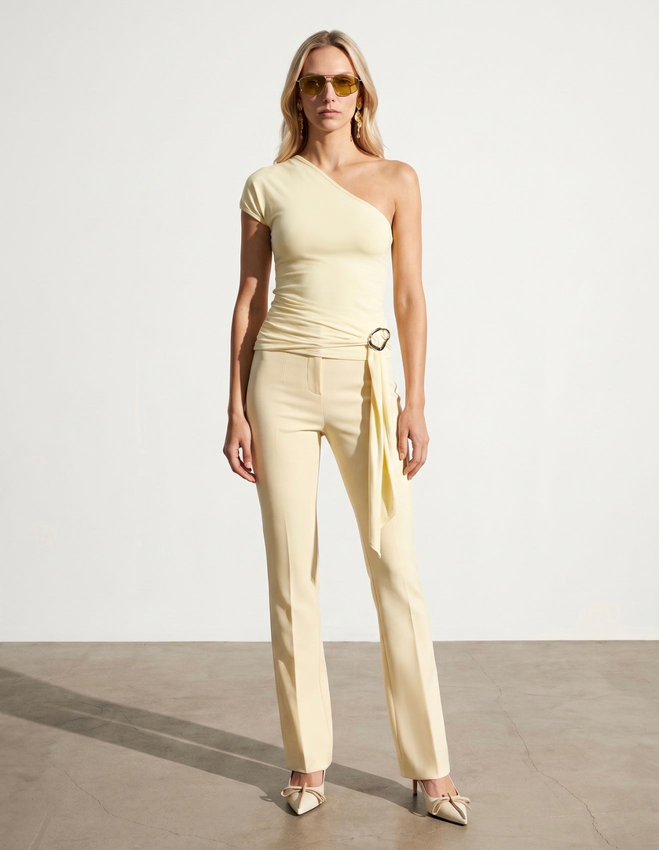 one shoulder Blouse - yellow