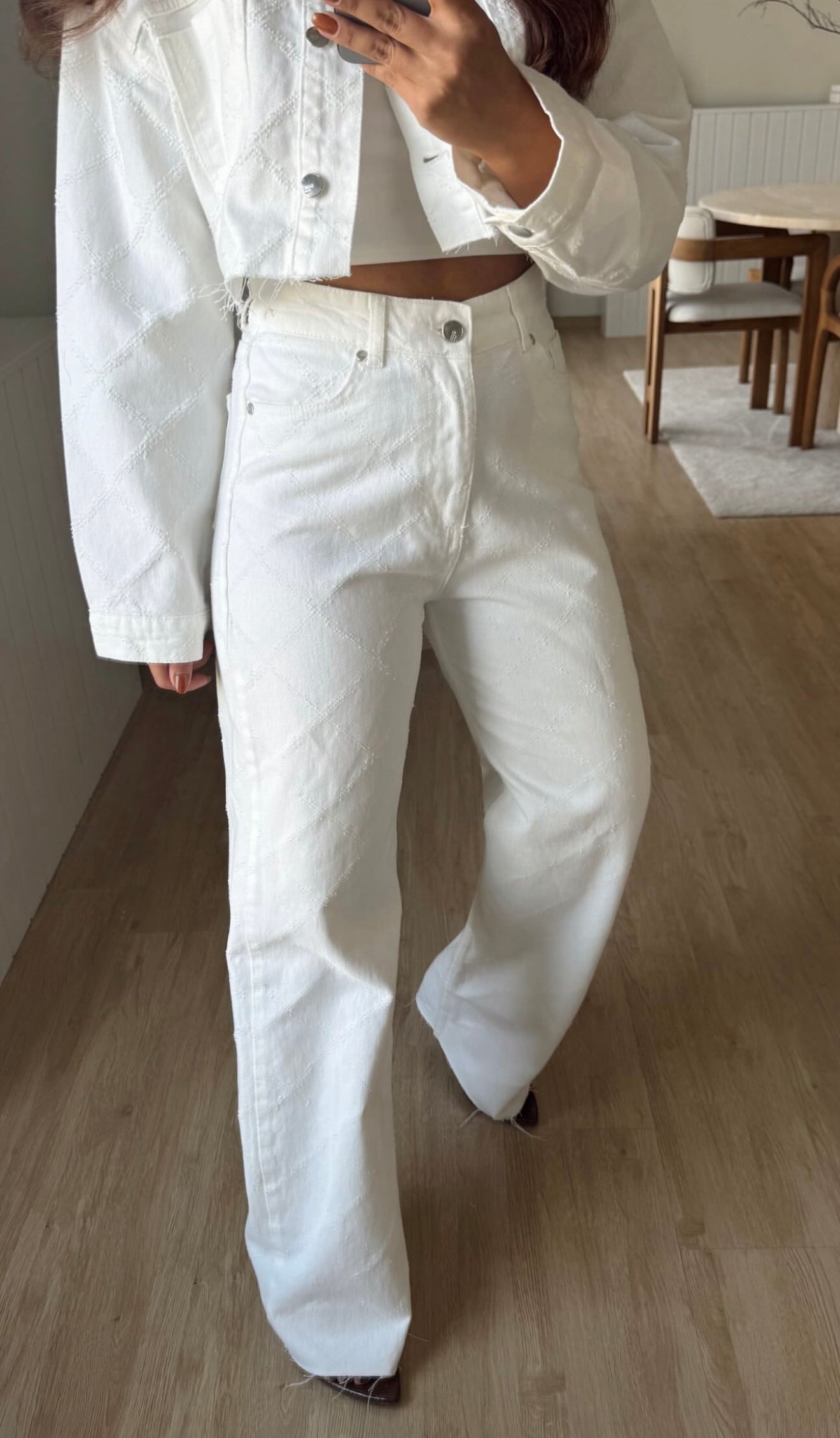 Ecru Jeans
