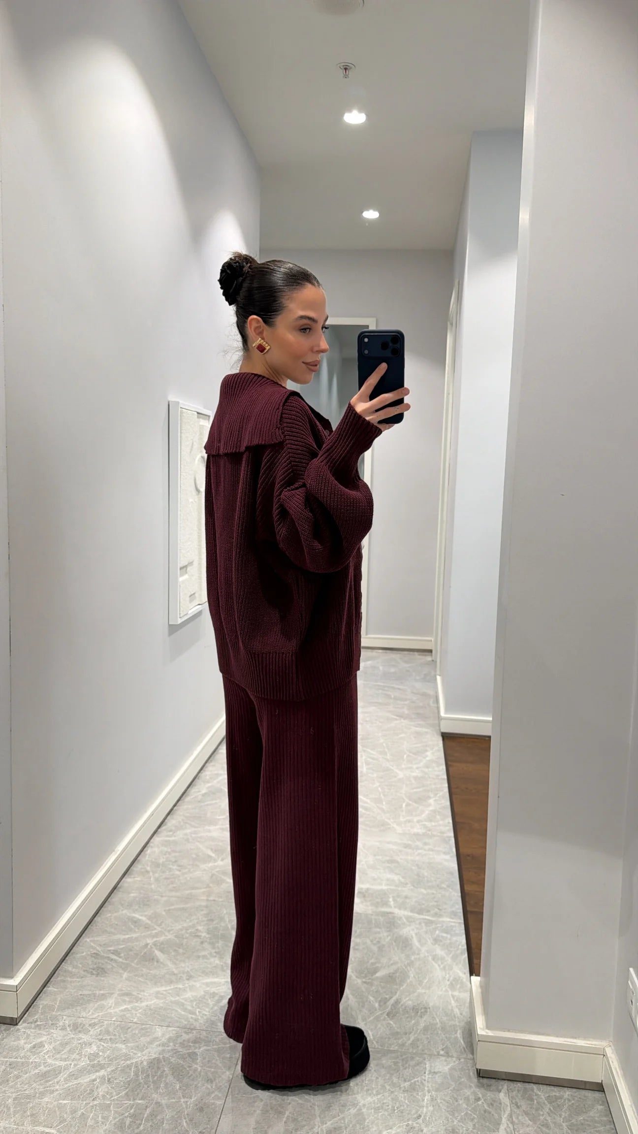 Burgundy wool set