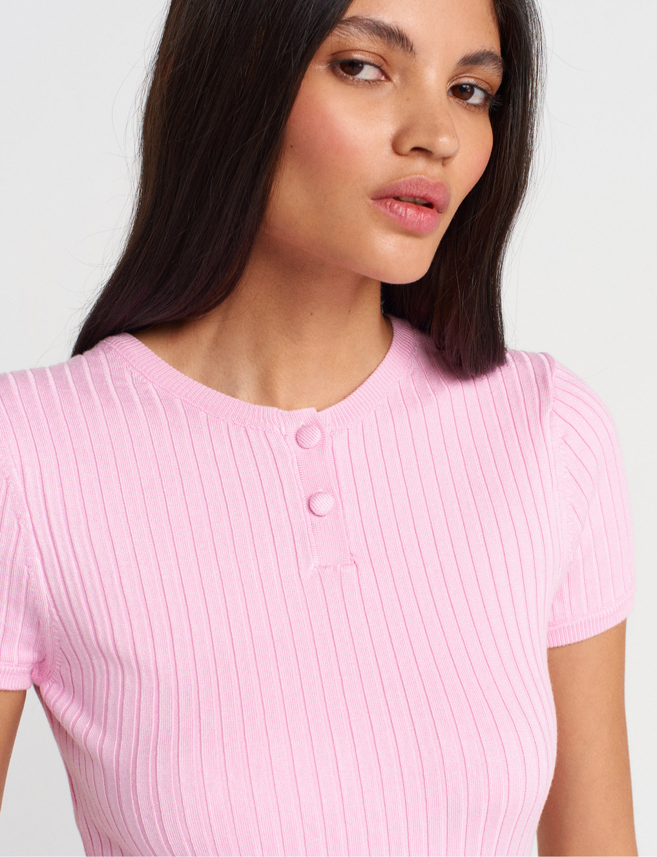 pink T-shirt