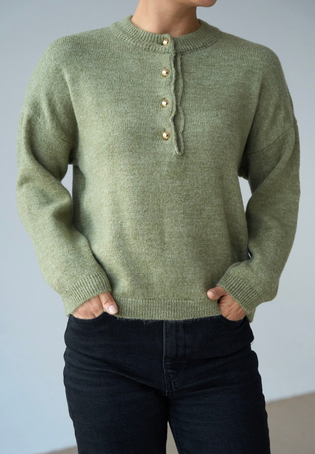 Sweater with gold buttons green