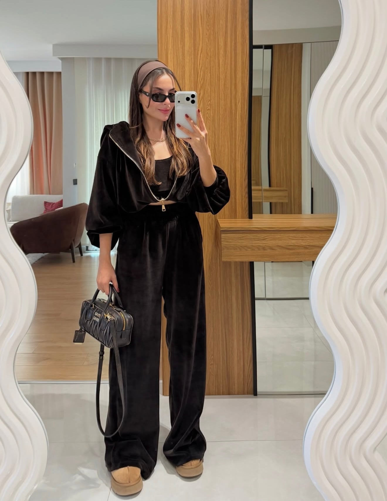 Three pieces velvet set