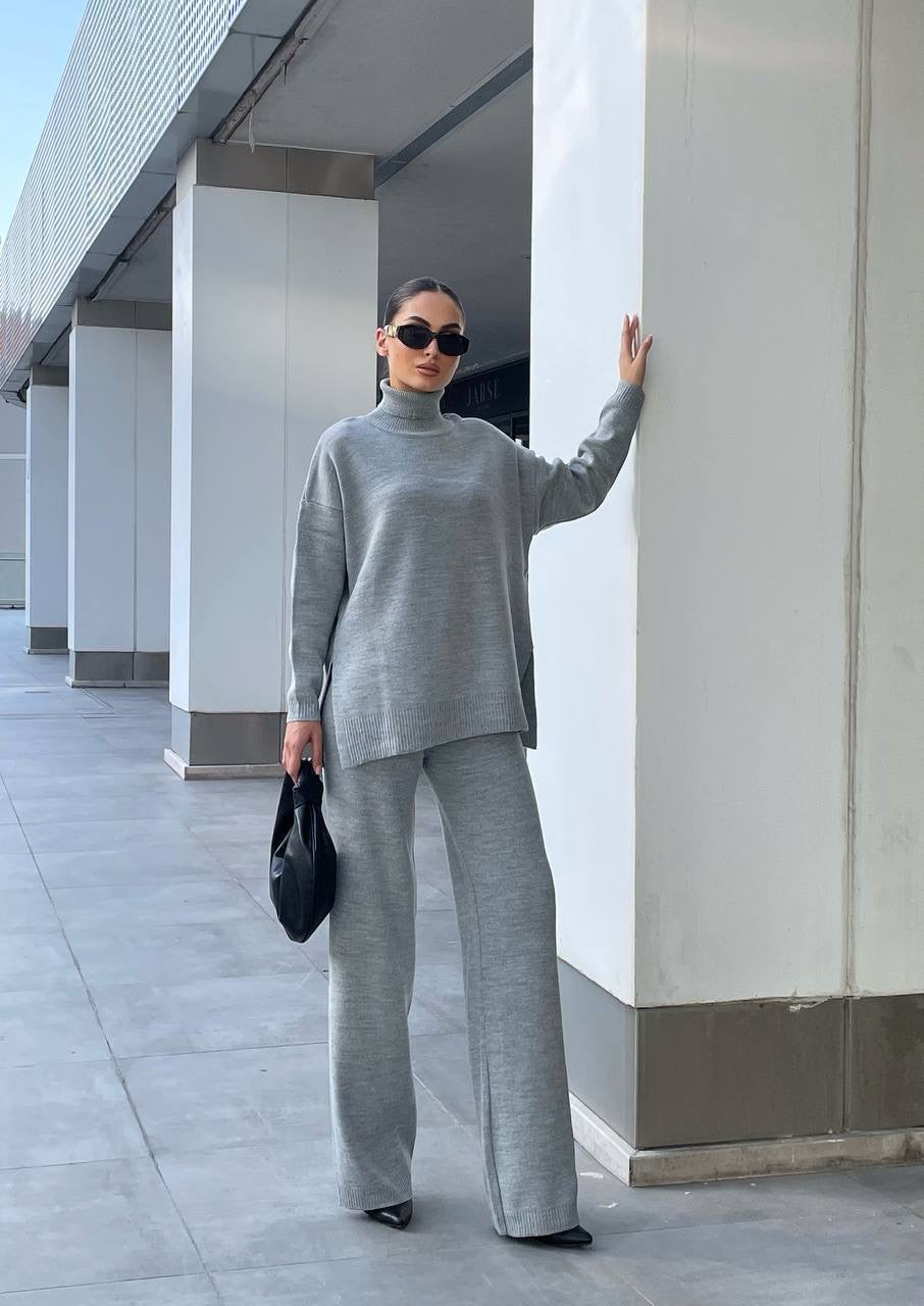 Grey wool set