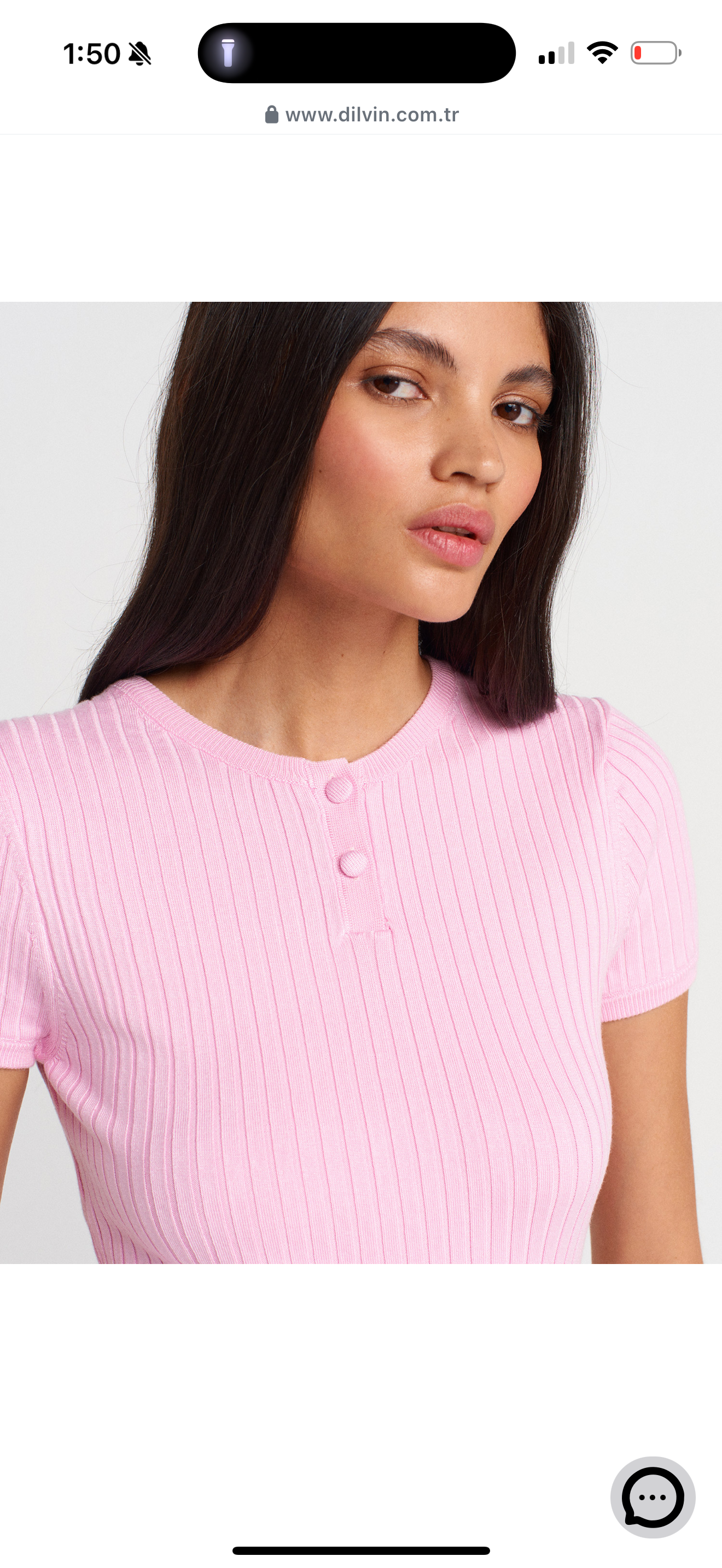 pink T-shirt
