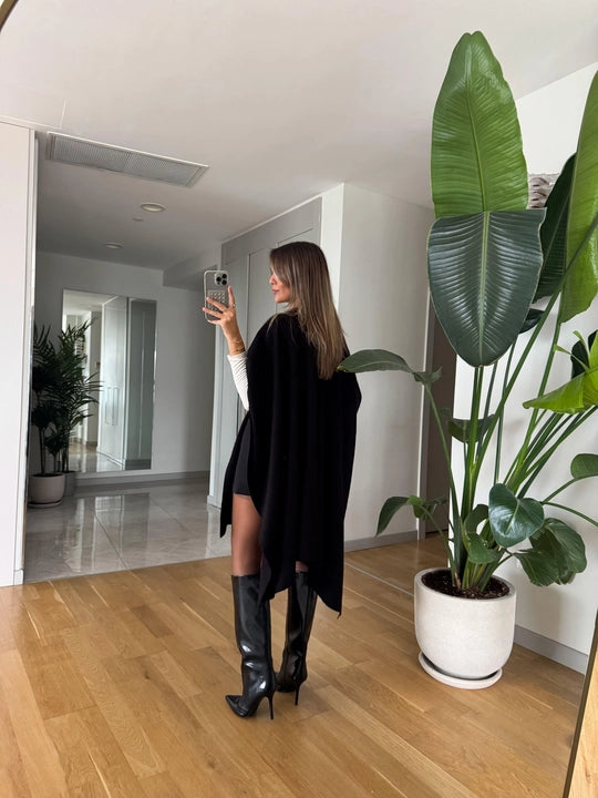 Poncho Black