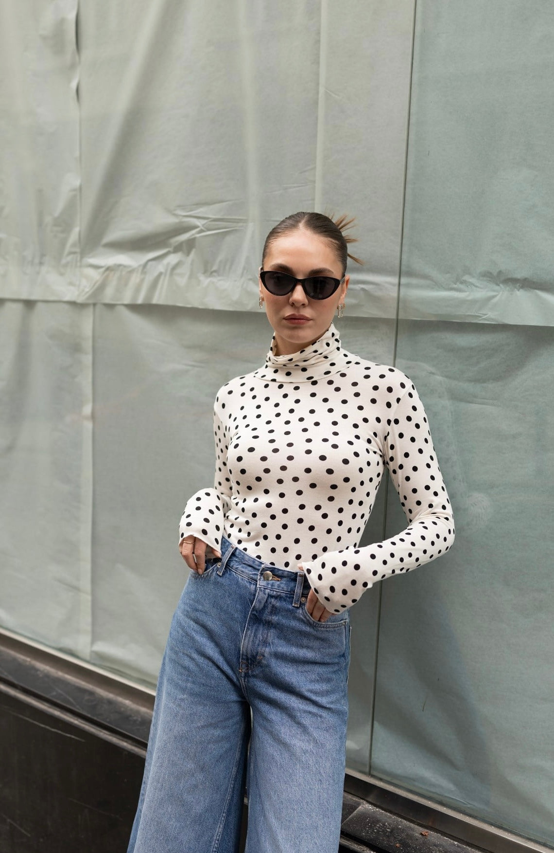 Polka-dots blouse - white